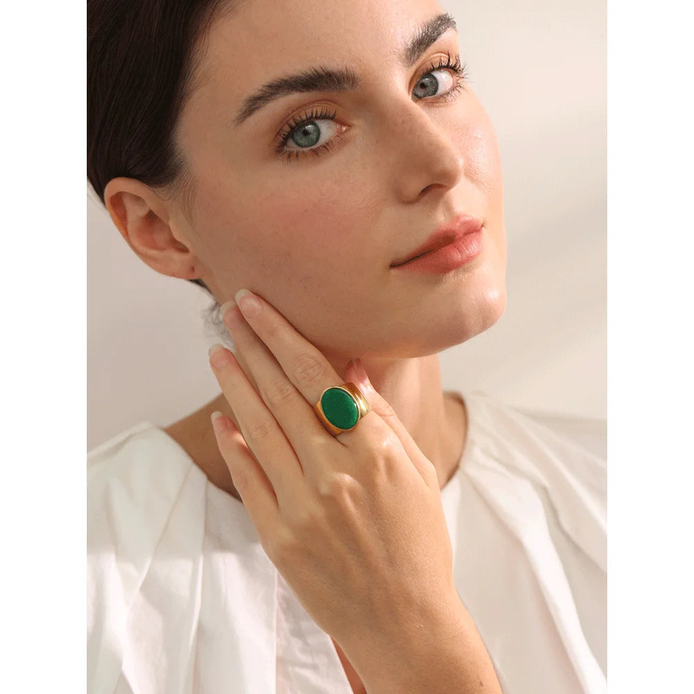 Monarchea Ring sten
