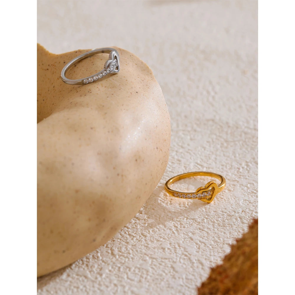 Mossina Ring