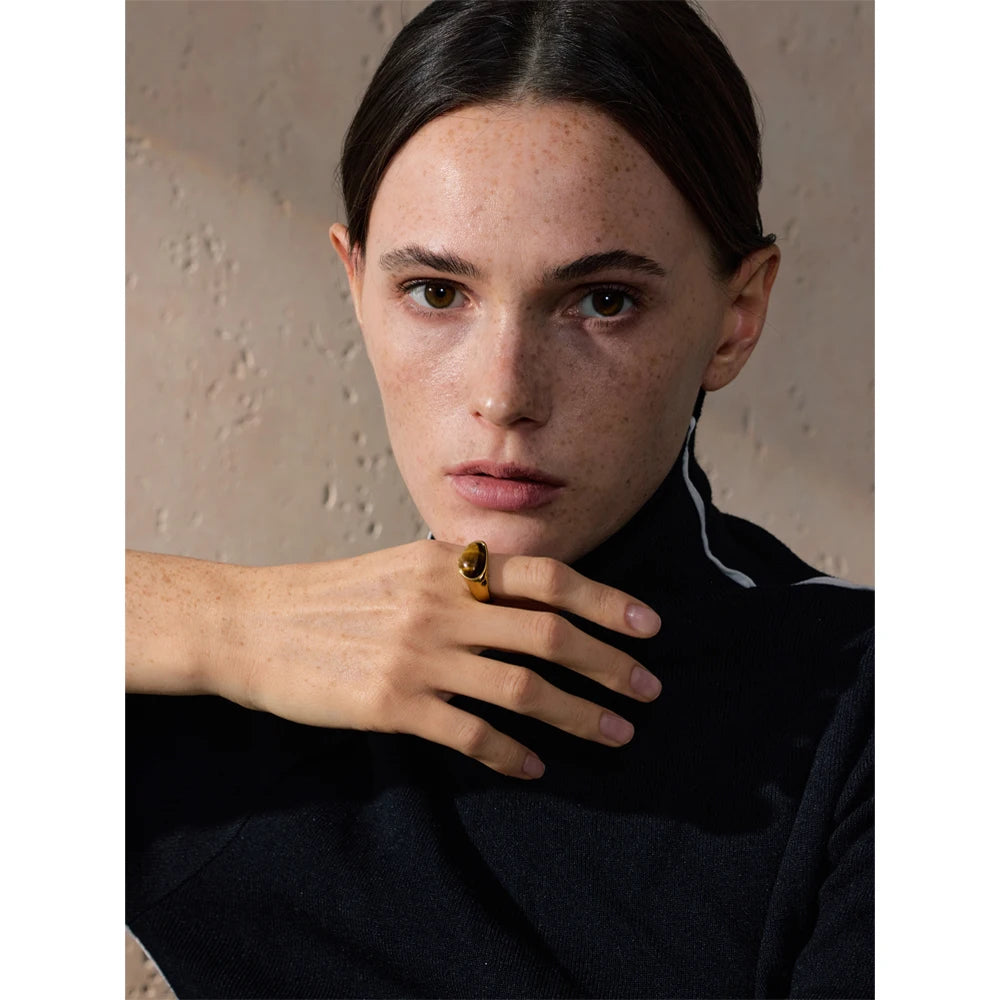 Avelina Ring sten
