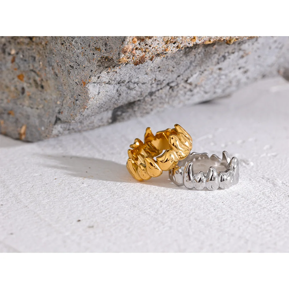 Elayra Ring
