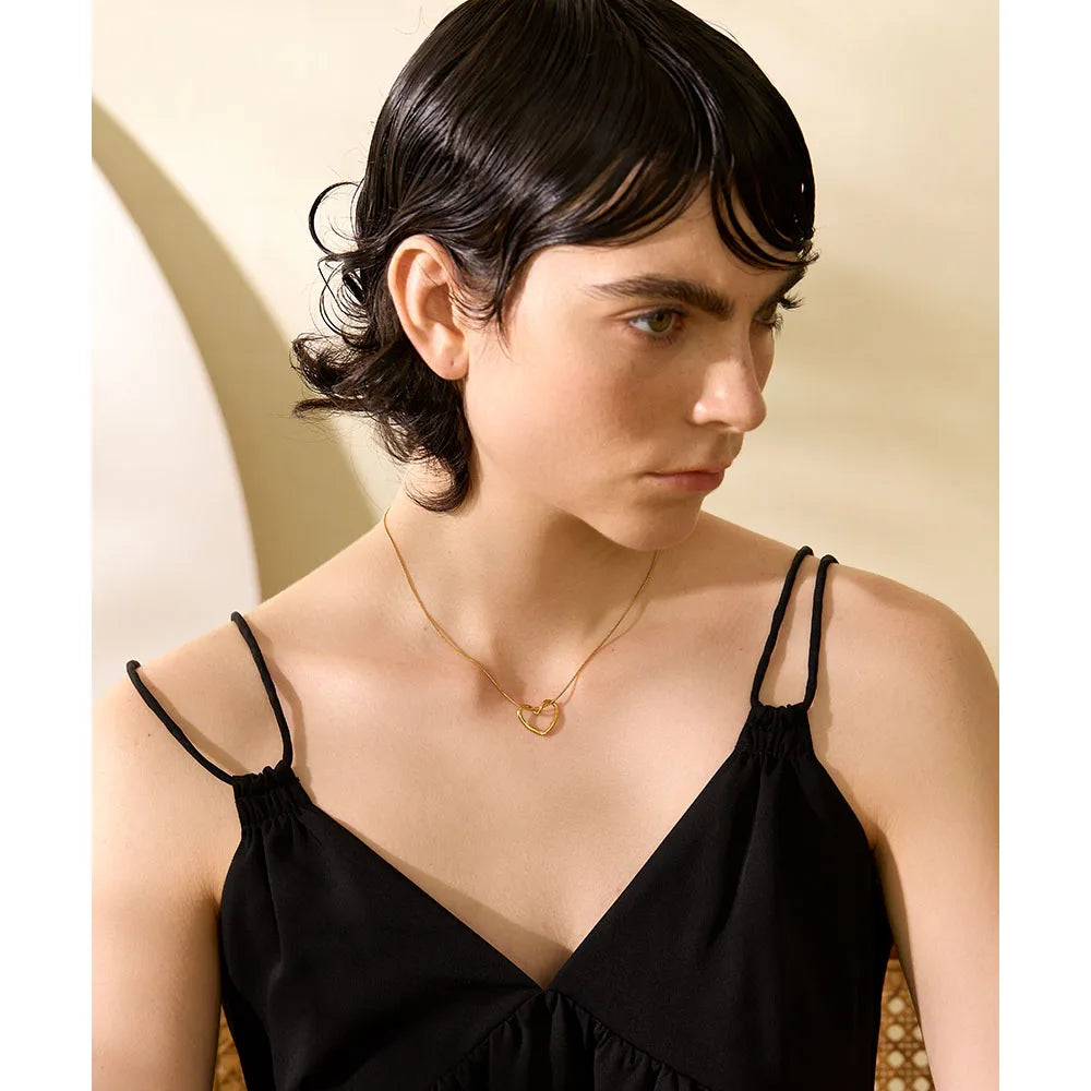 Stellira Halsband