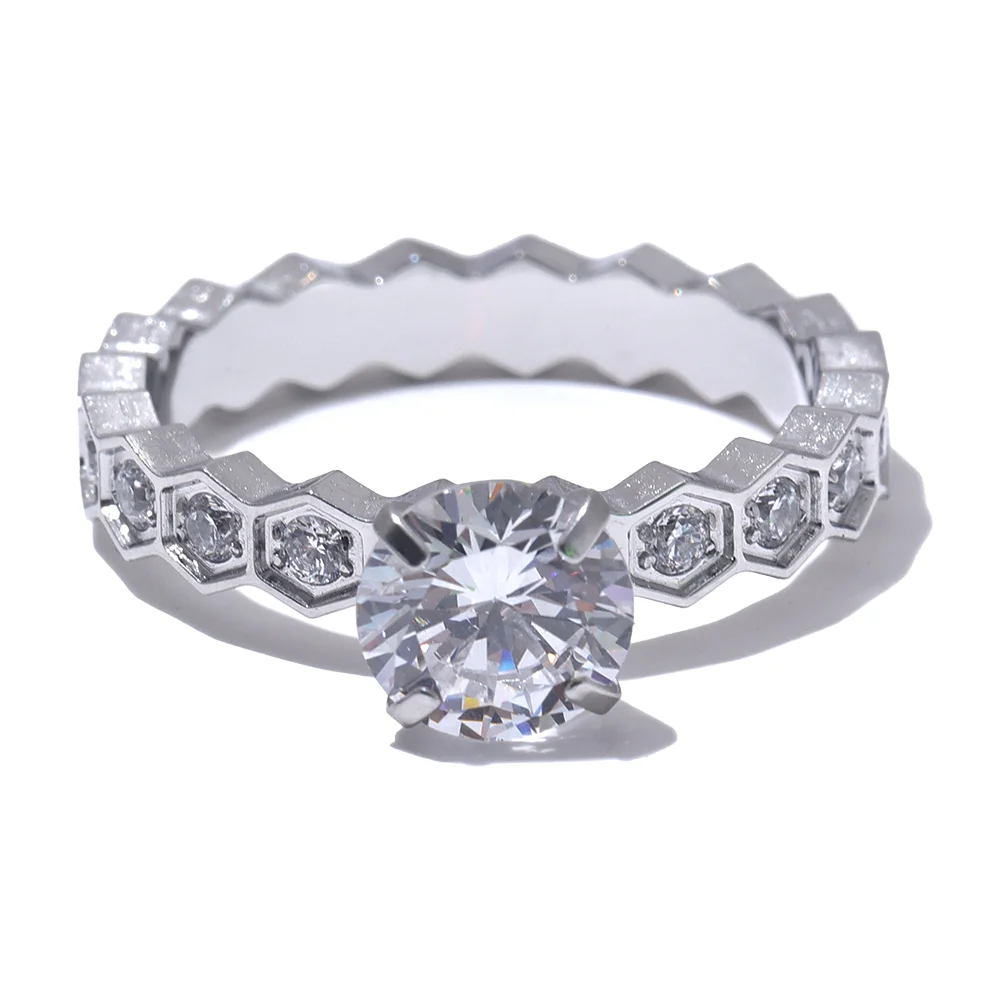 Luenara Ring Bling