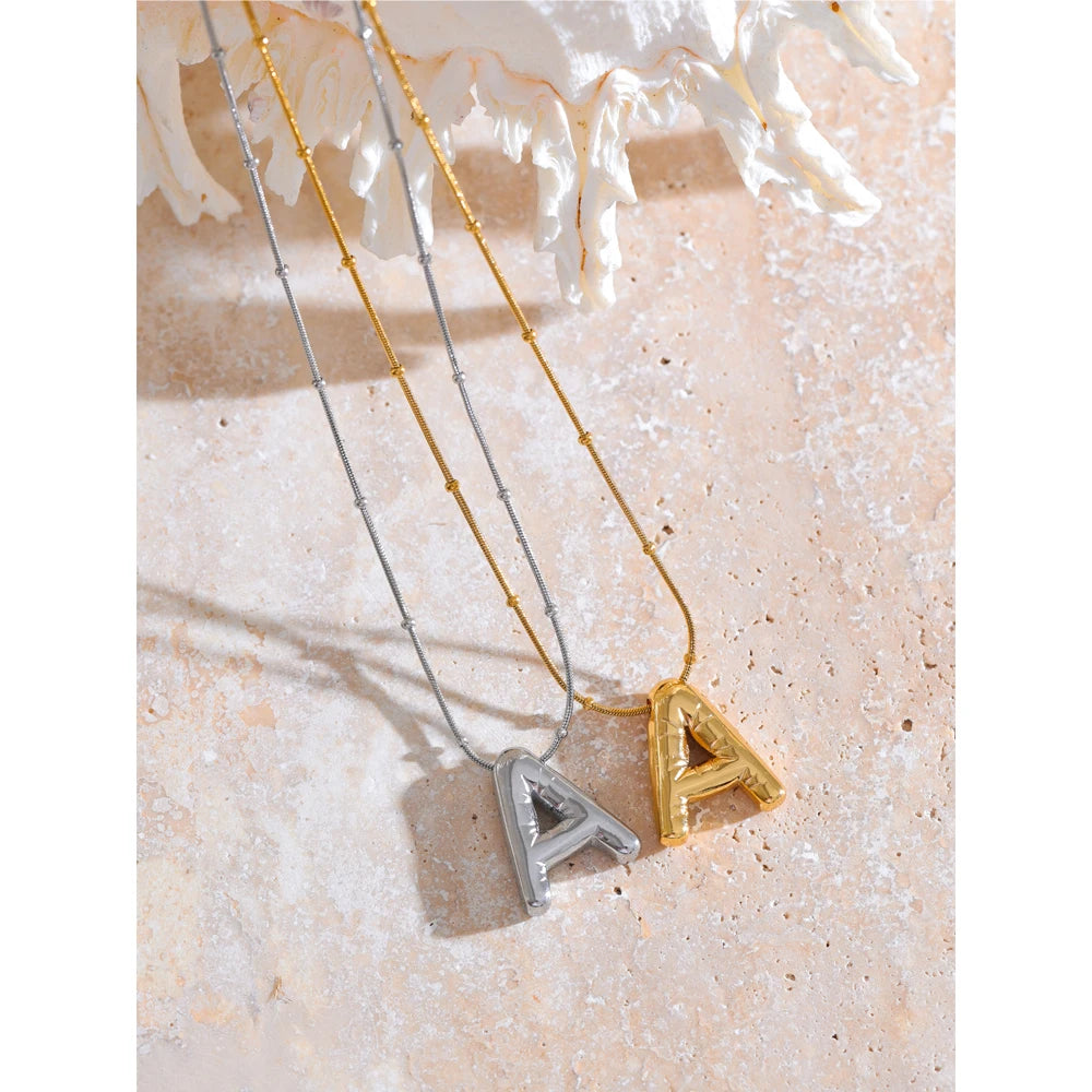 Charesia Halsband