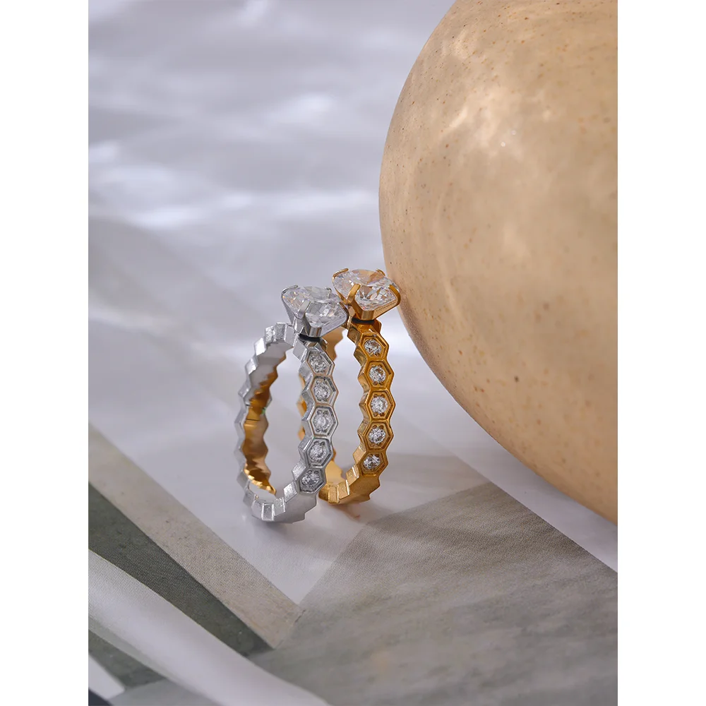 Luenara Ring Bling