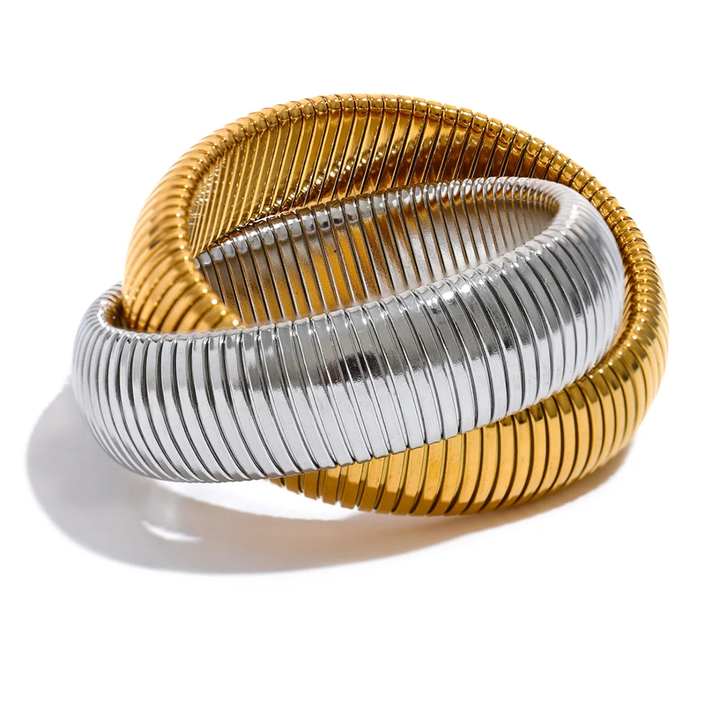 Velethea Ring