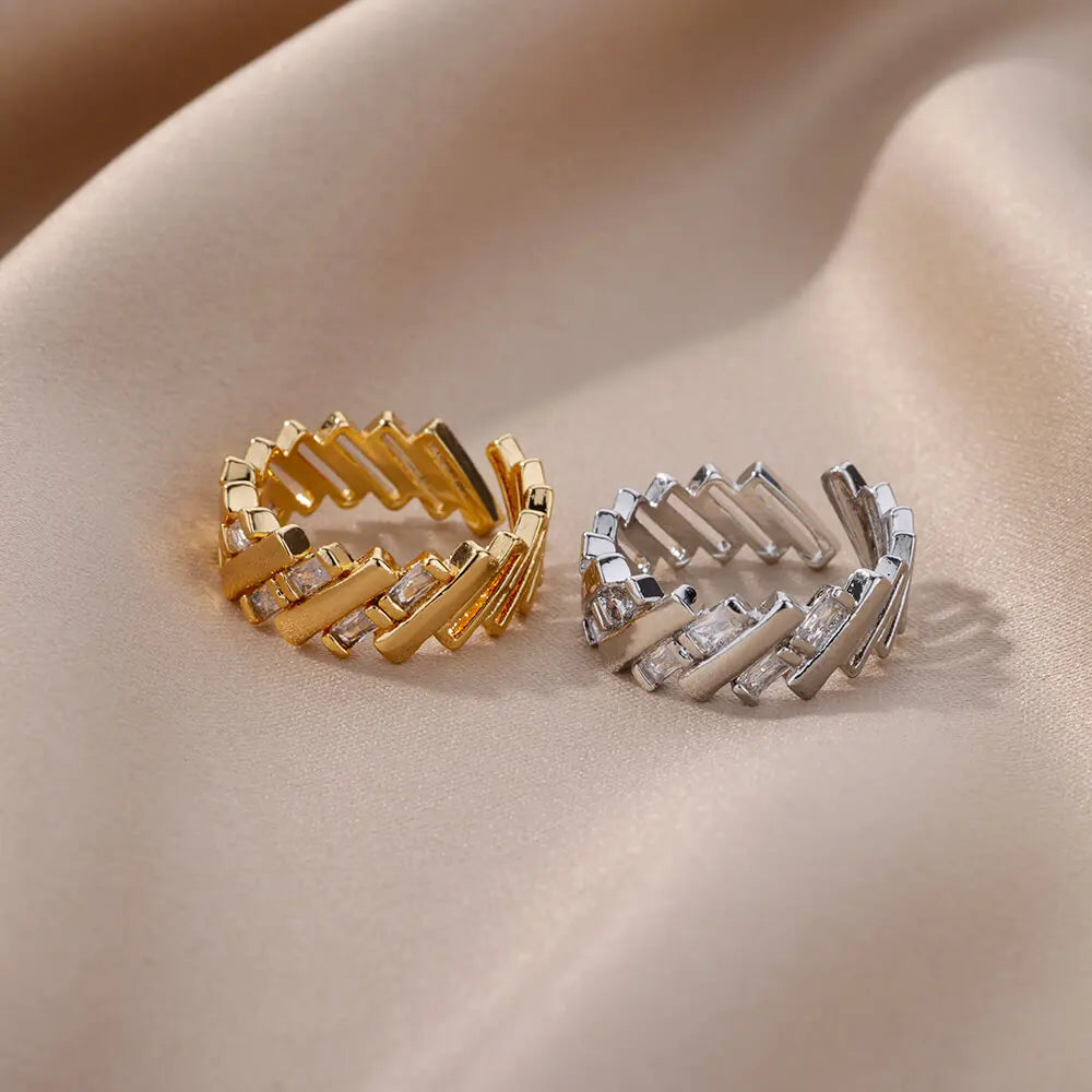 Solentha Ring