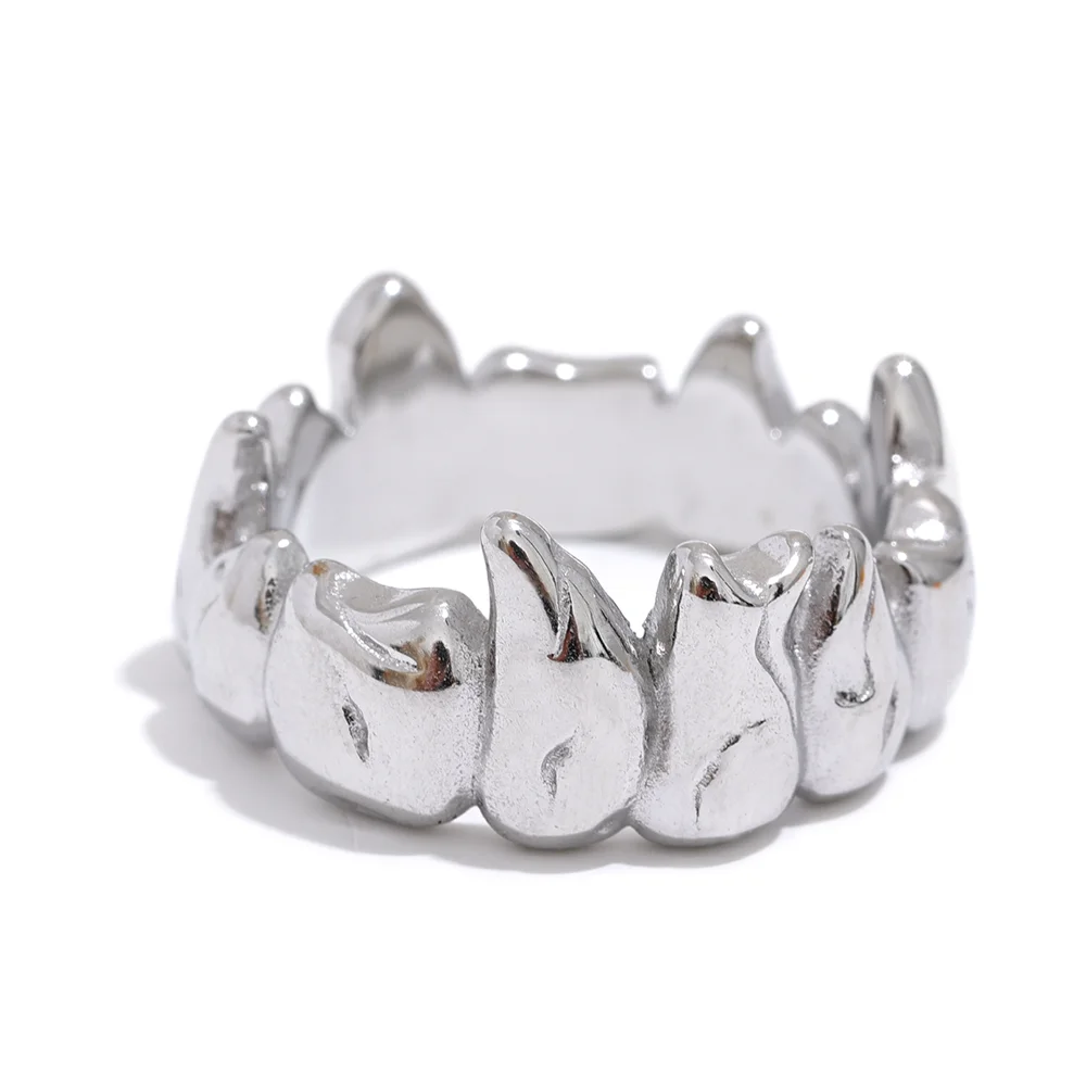 Elayra Ring