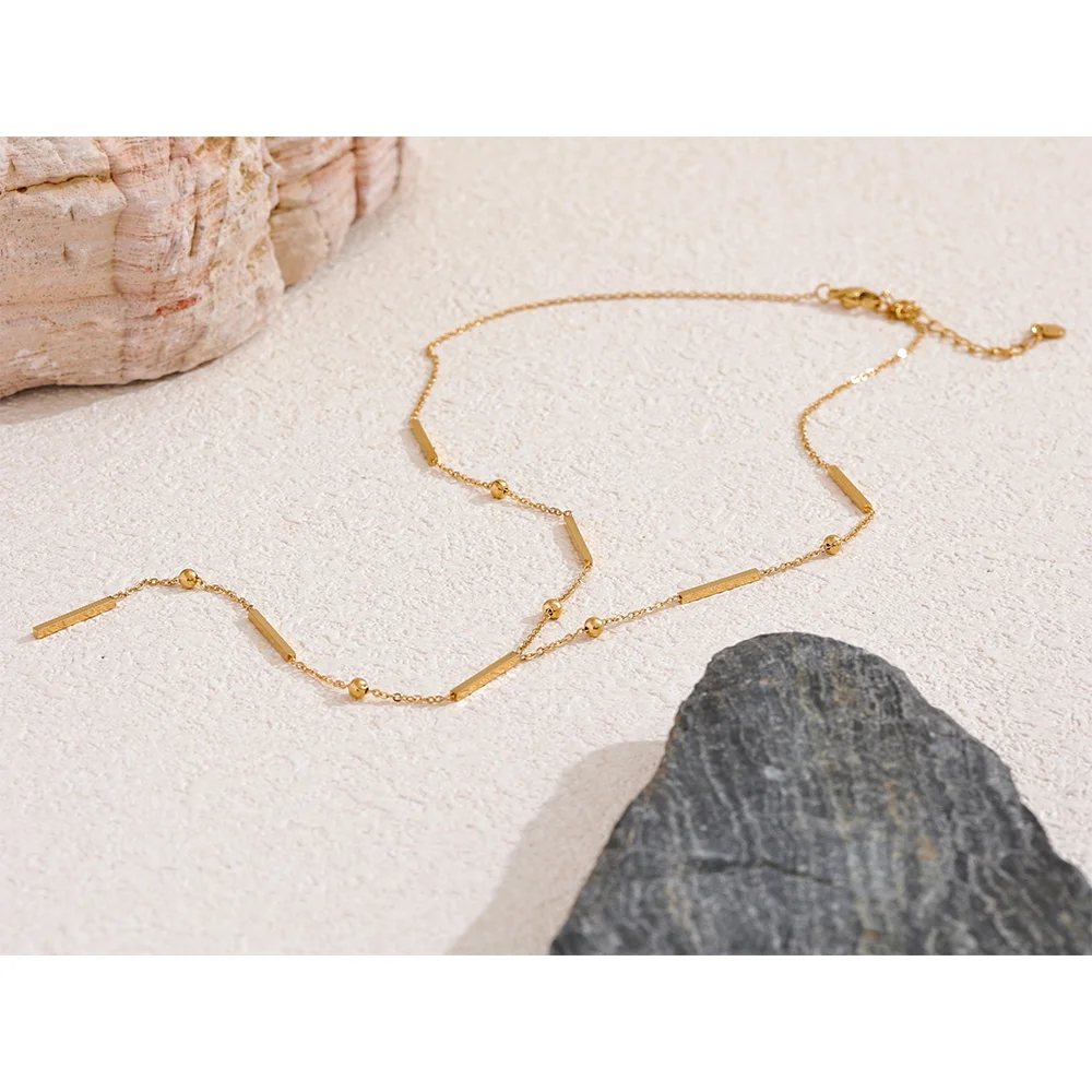 Astrenna Halsband