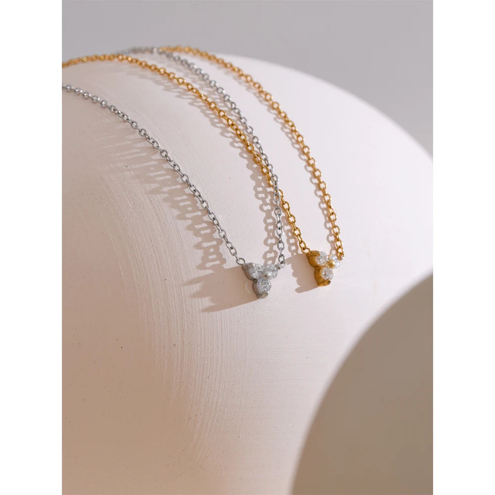 Liorae Halsband