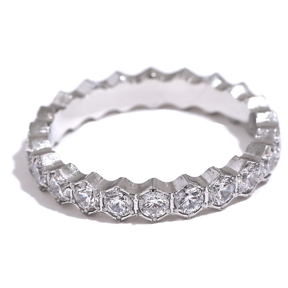 Gemova Ring