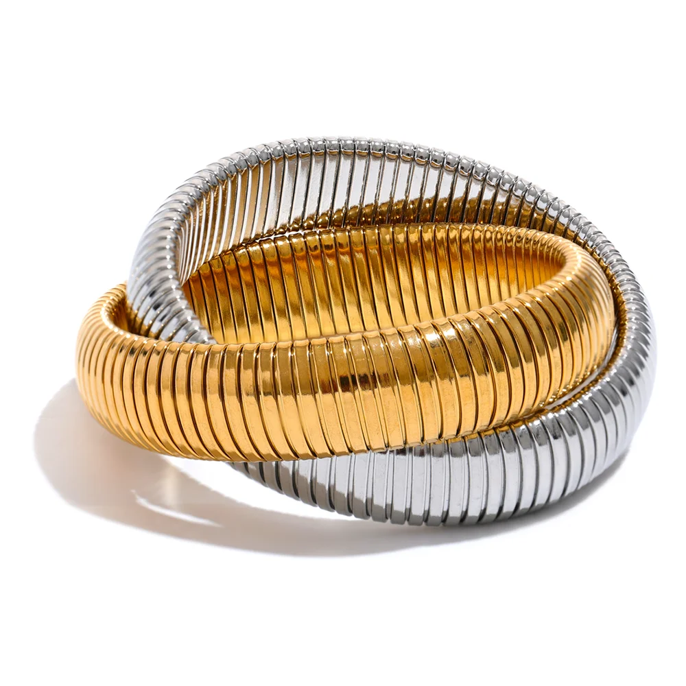 Velethea Ring
