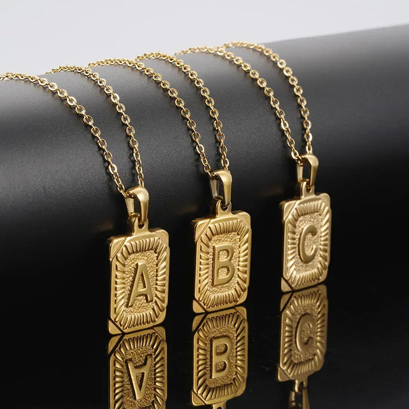 Zavi Halsband (Flera Bokstäver)