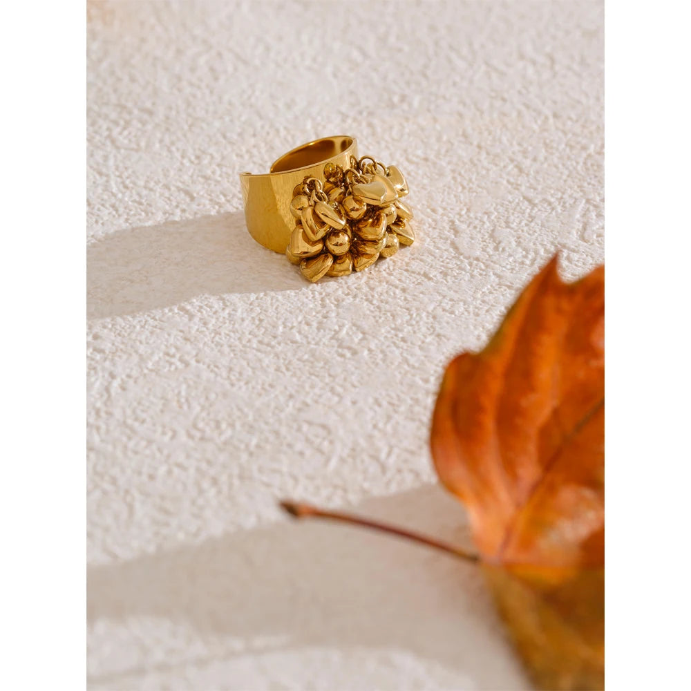 Esmyra Ring