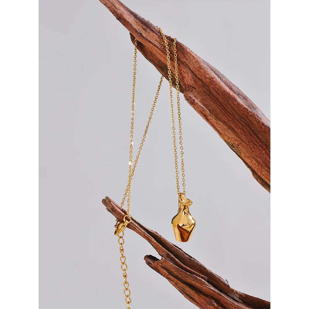 Umbryssa Halsband