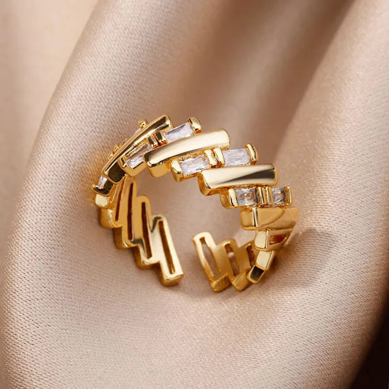 Solentha Ring