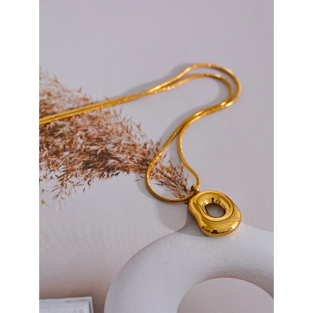Alenith Halsband