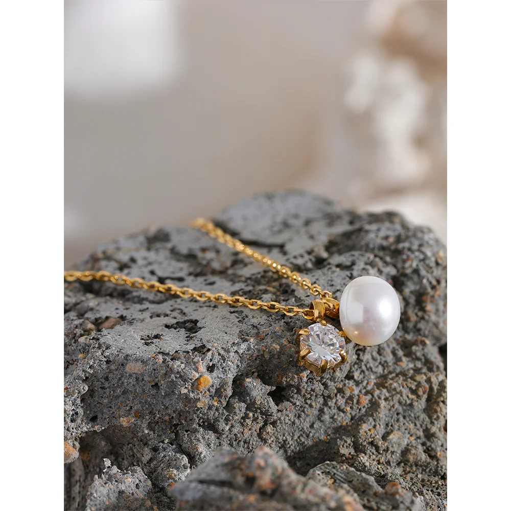 Levina Halsband pärla