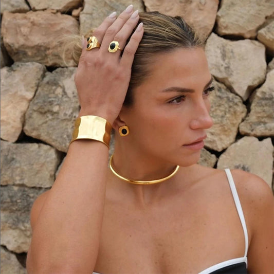 Thronelle Armband