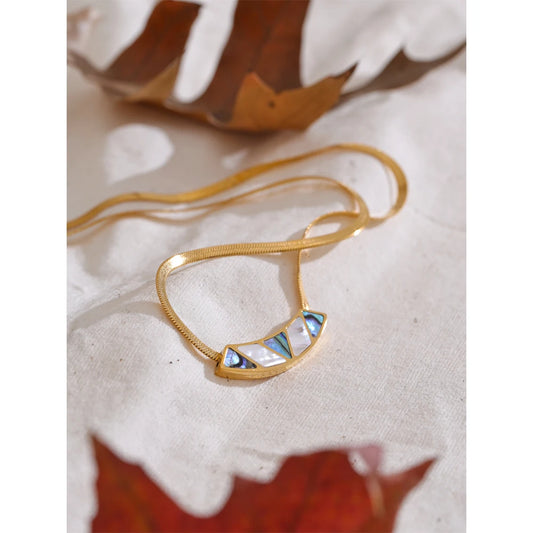 Raventhina Halsband