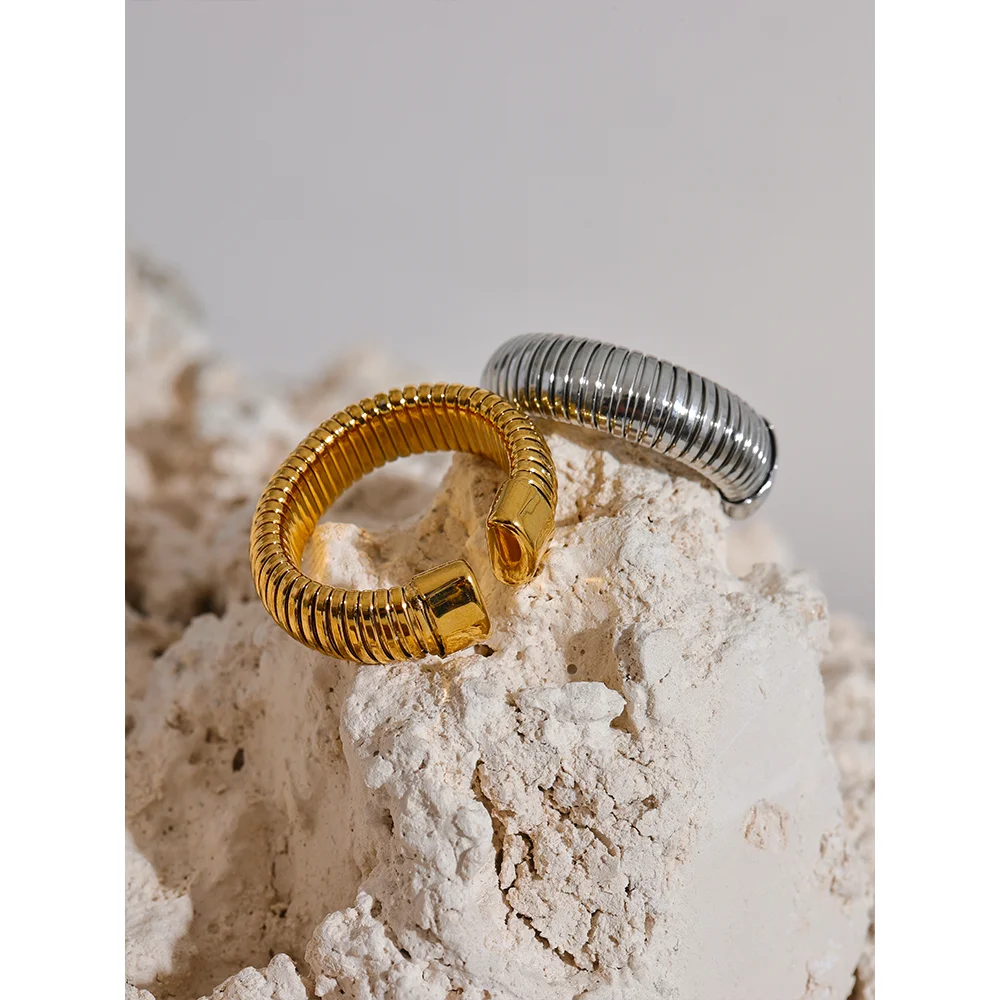 Rhodira Ring