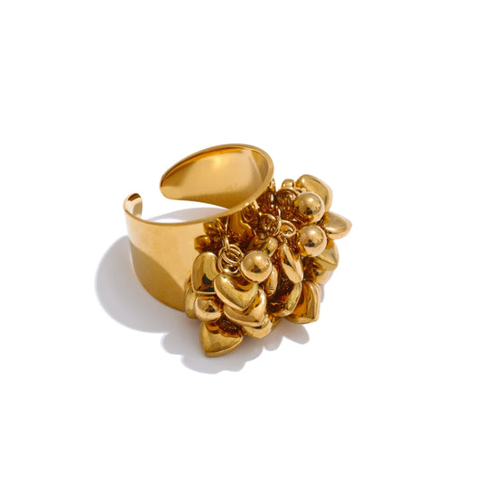 Esmyra Ring