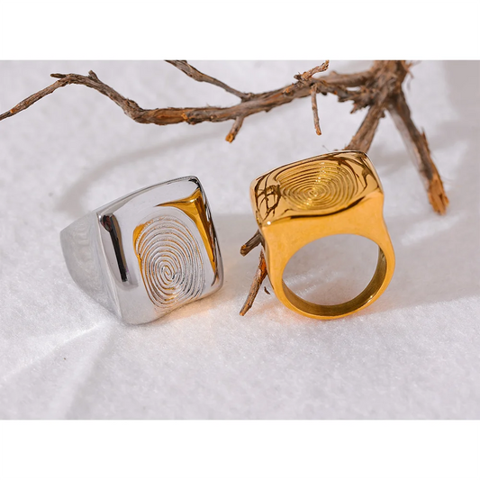Elionne Ring royal