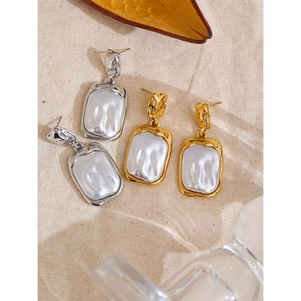 Draela Örhänge Pärla