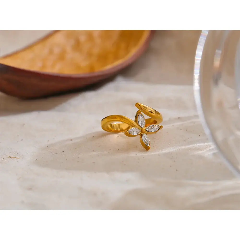 Lillia Ring - Guld / One Size